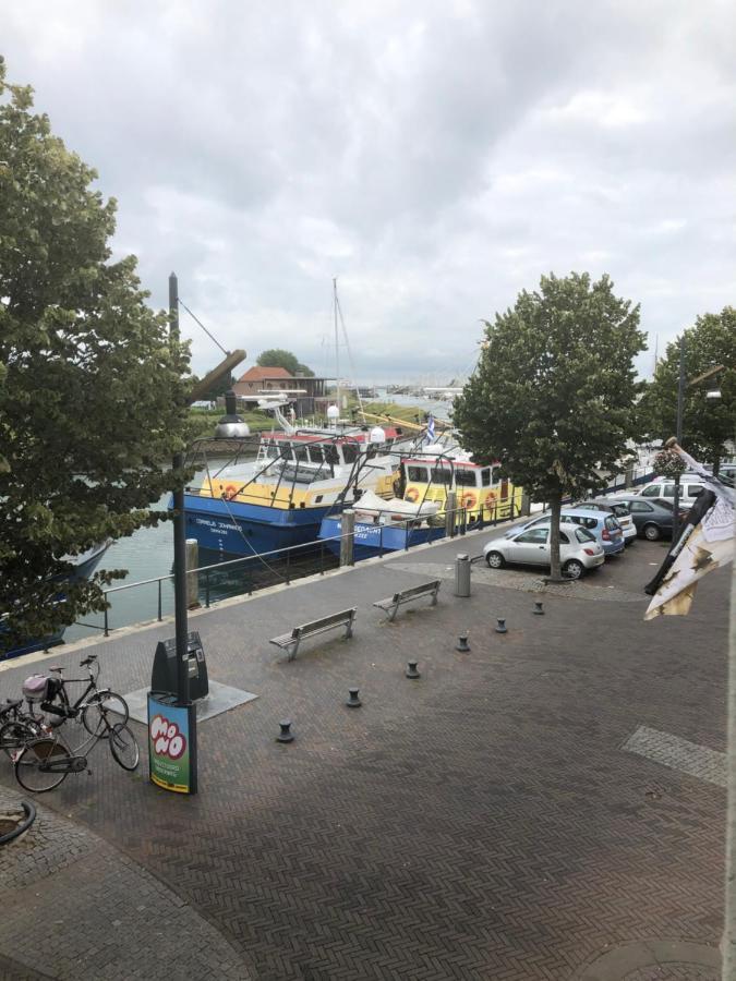 فندق زييريكسيفي  Huys Aan De Haven المظهر الخارجي الصورة